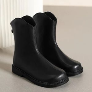 Girls black Chelsea boots. Zipper back. NWT. Original box included. Sz 4 (EU 35)